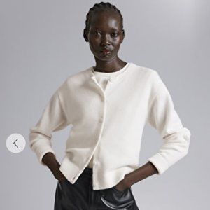 White/cream 100% merino wool cardigan